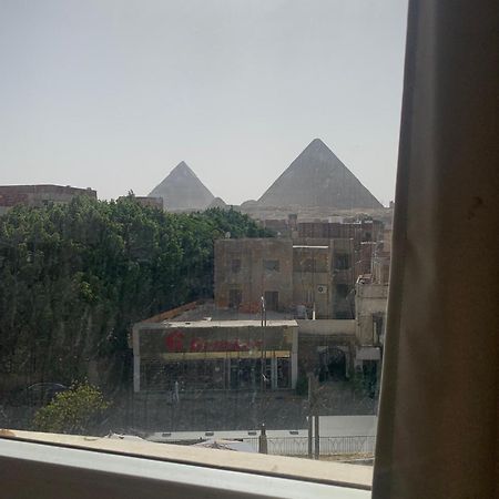 Memphis Pyramids View Hotell Nazlet el-Sîsi Exteriör bild